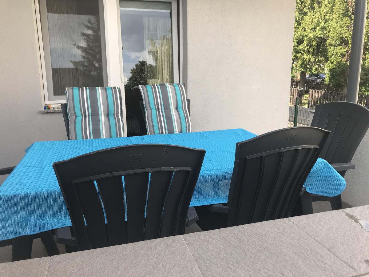 Komo Apartment Bük Eksteriør bilde
